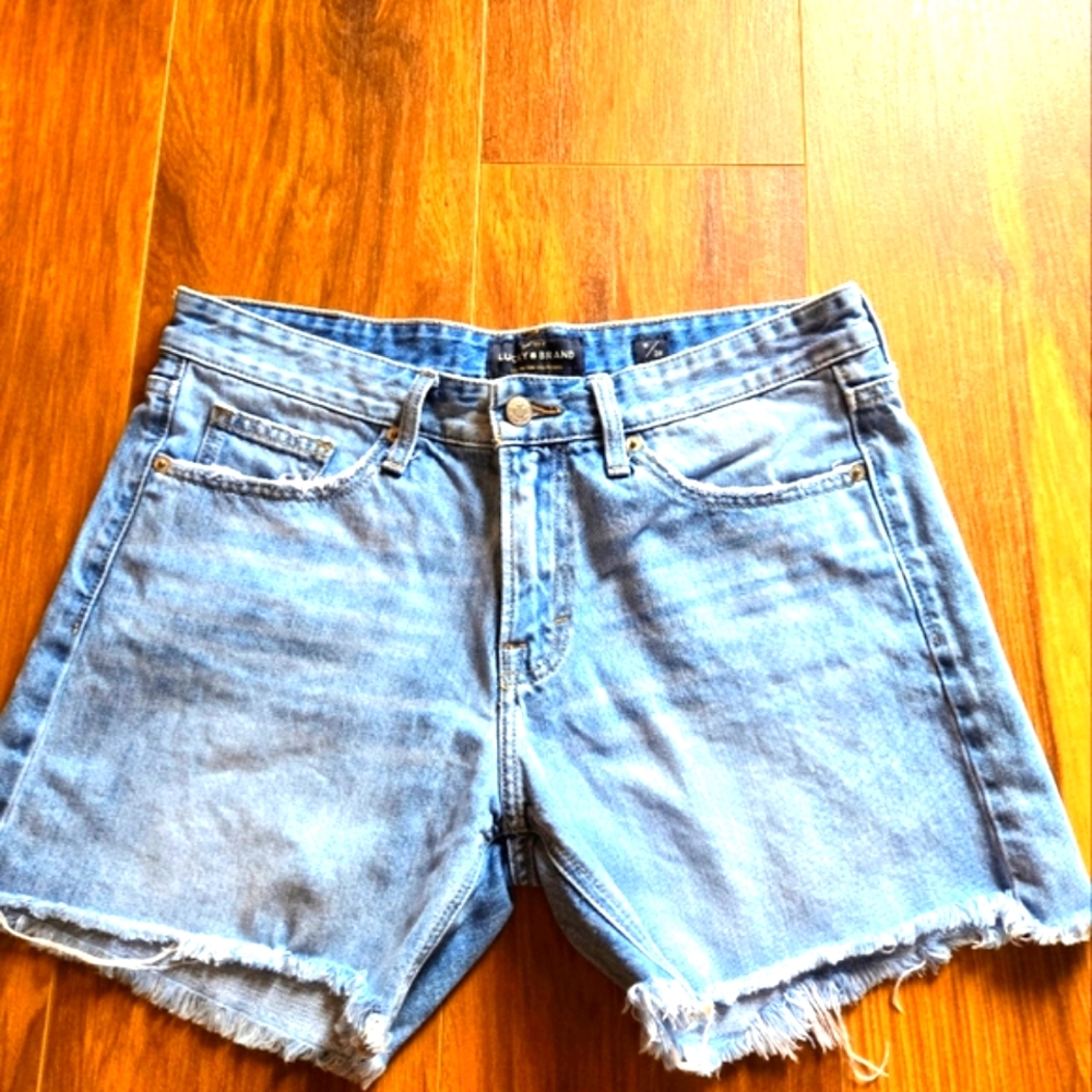 Lucky Brand denim shorts Size 6
